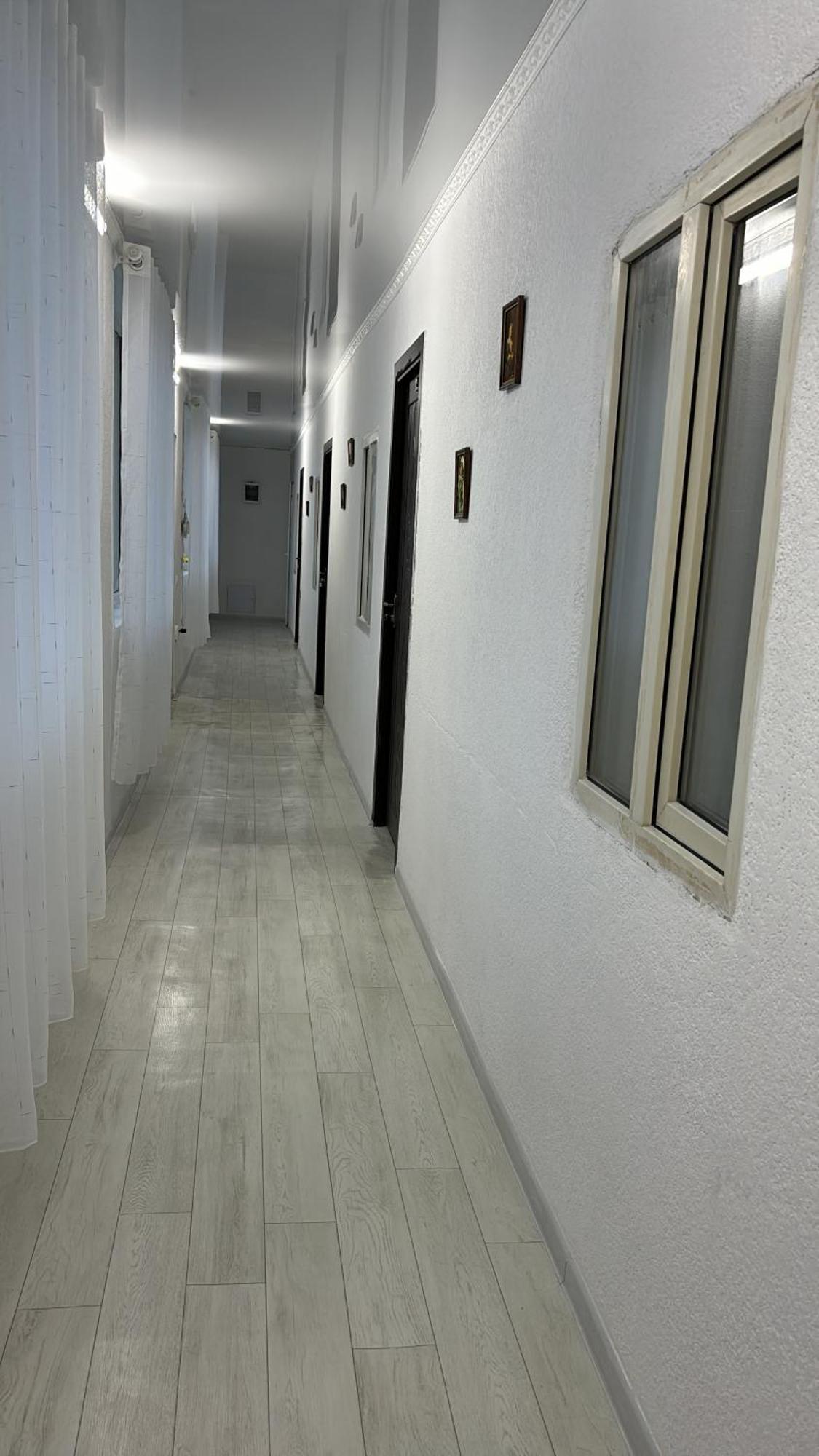 Hostel,Halal Хостел,Халал Tokmok エクステリア 写真